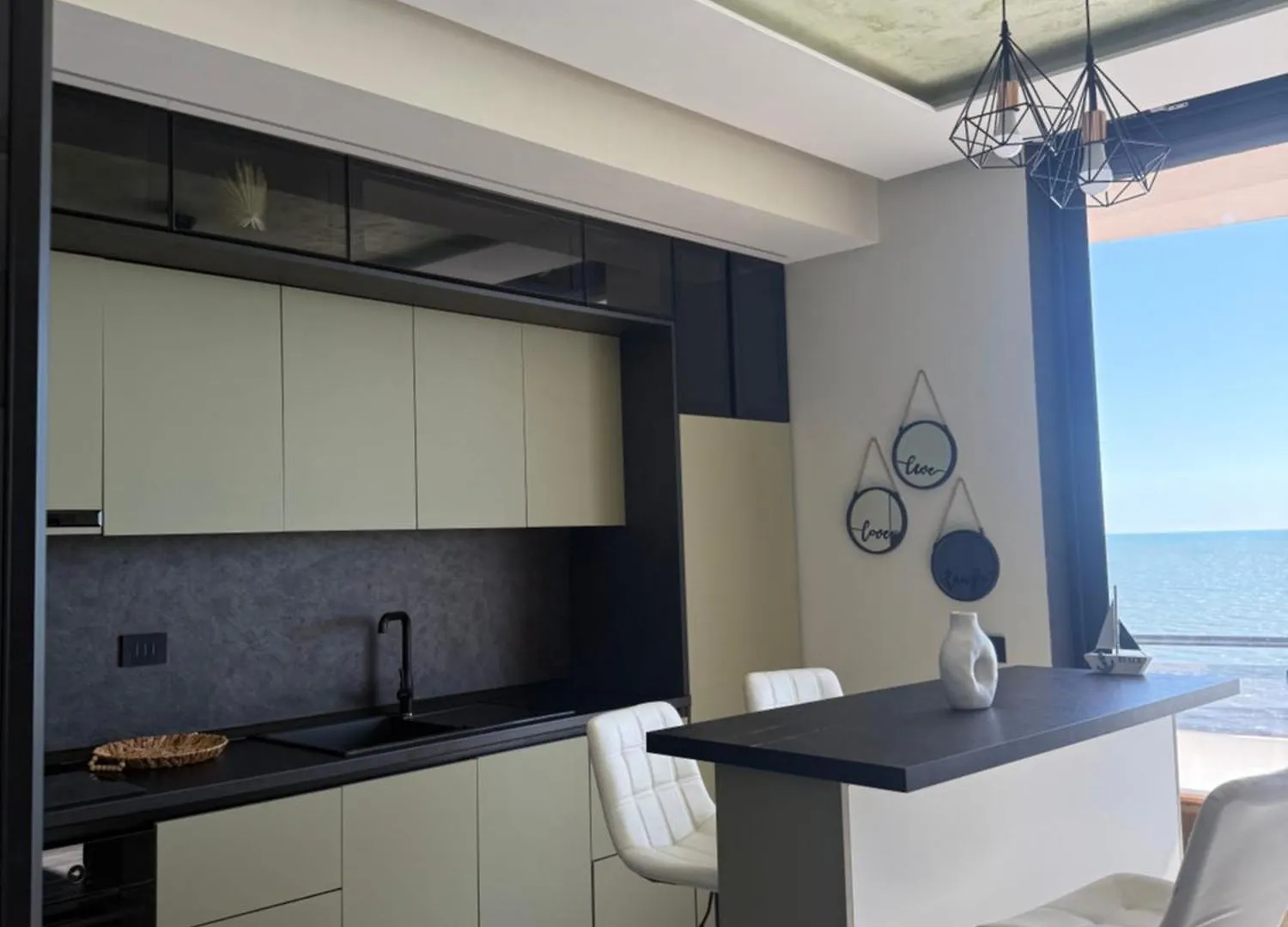 Seaside-Suite Durrës