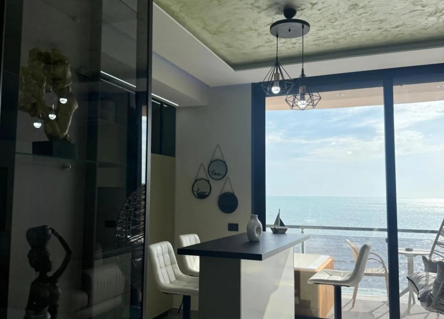 Seaside-Suite Durrës Albania